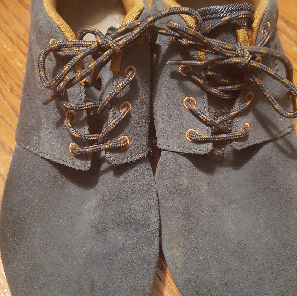 Nike Suede Tennis Shoes